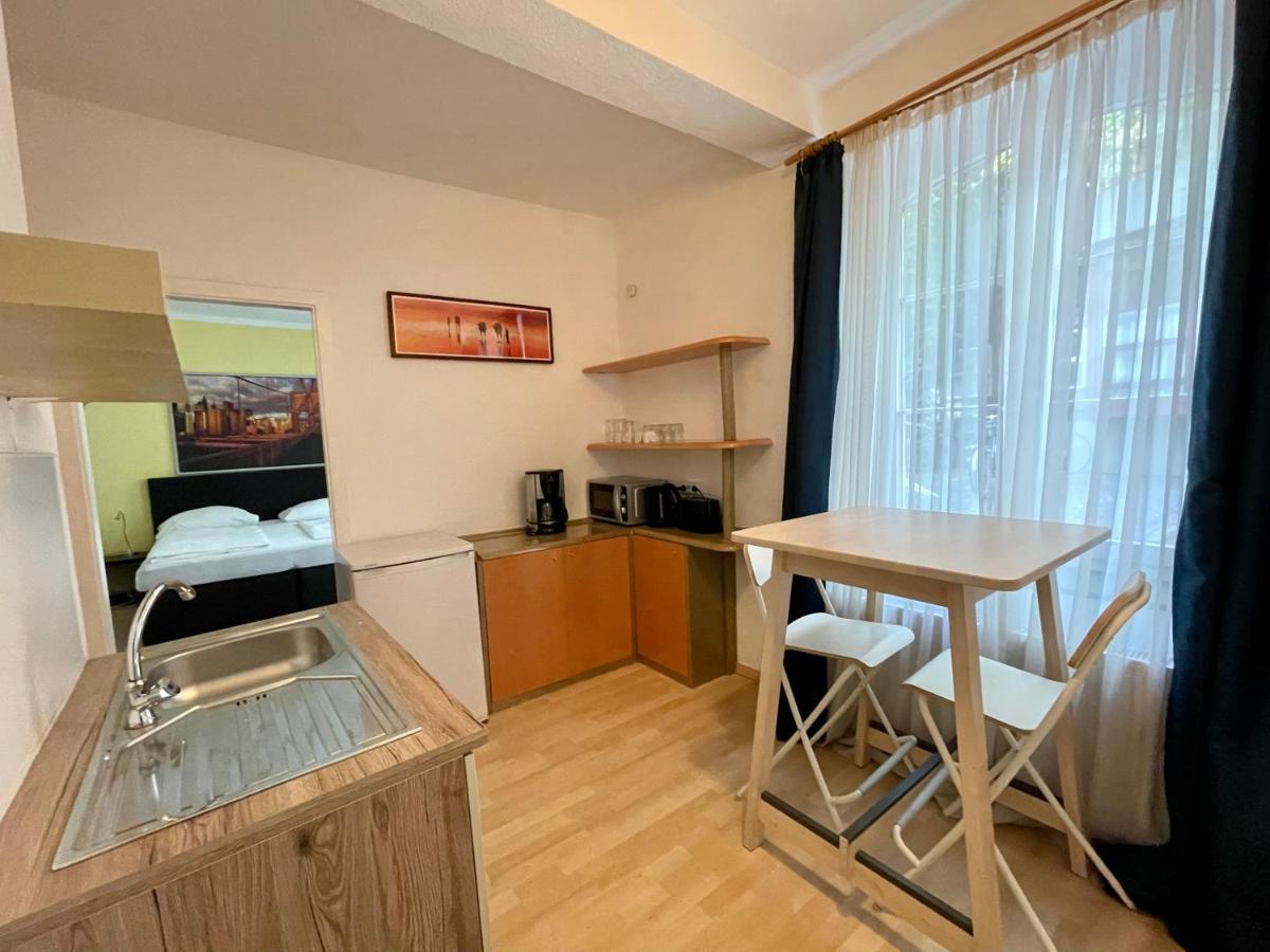 Altstadthotel Hayk Am Rhein Kolín nad Rýnem Exteriér fotografie